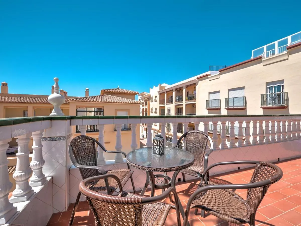 Апартаменты Fantastic Penthouse With Roof Terrace In The Heart Of Нерха