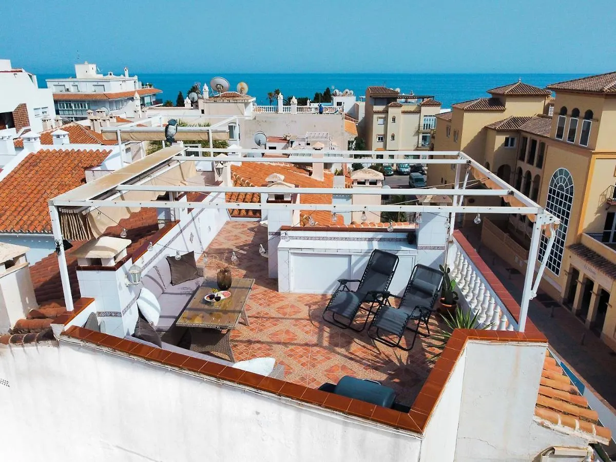 Апартаменты Fantastic Penthouse With Roof Terrace In The Heart Of Нерха