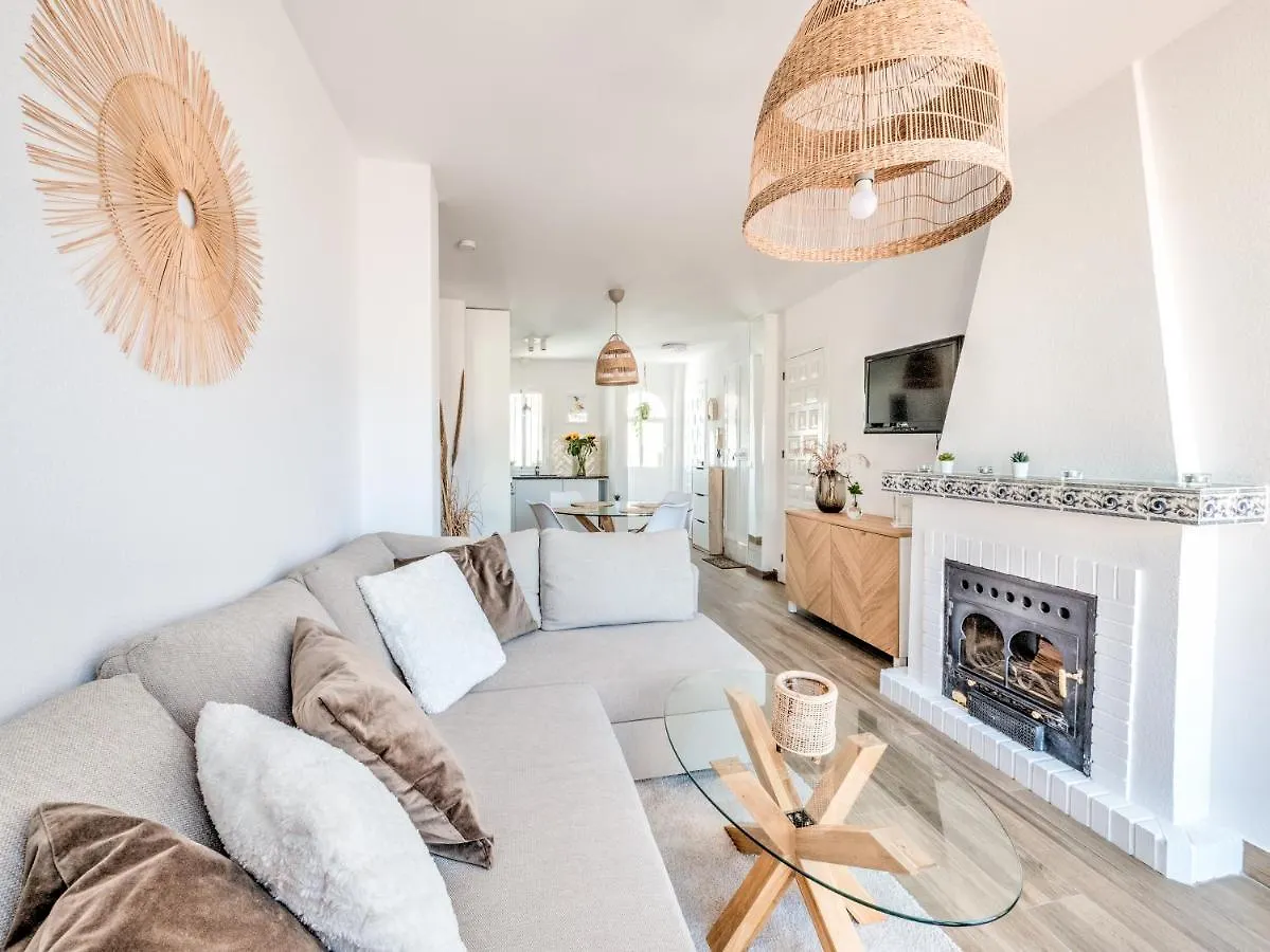 Fantastic Penthouse With Roof Terrace In The Heart Of Nerja Apartment 0*,
